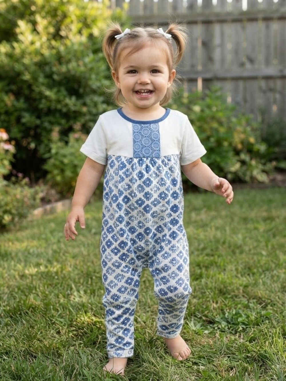 Burt's Bees 18M Blue and White Kids One Piece